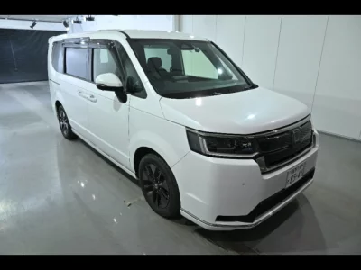 Honda STEP WAGON  с аукциона в Японии