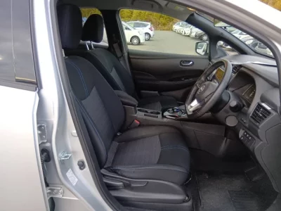 Nissan LEAF  с аукциона в Японии