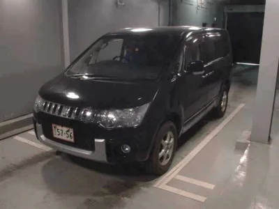 Mitsubishi DELICA D5  с аукциона в Японии