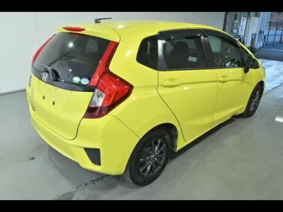 Honda FIT  с аукциона в Японии