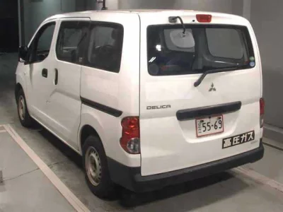 Mitsubishi DELICA