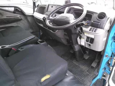 Mitsubishi CANTER  с аукциона в Японии