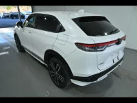 Honda VEZEL лот № 20225 оценка 4  с аукциона в Японии 3