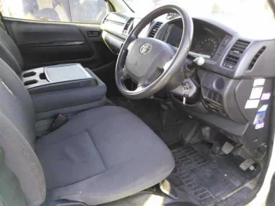 Toyota HIACE VAN  с аукциона в Японии