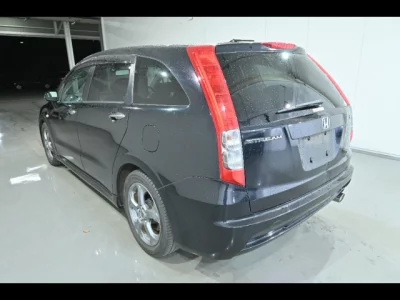 Honda STREAM  с аукциона в Японии