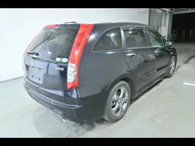 Honda STREAM  с аукциона в Японии