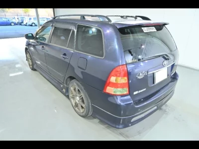 Toyota COROLLA FIELDER  с аукциона в Японии