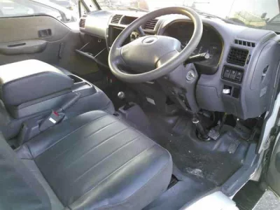 Mazda BONGO BRAWNY VAN