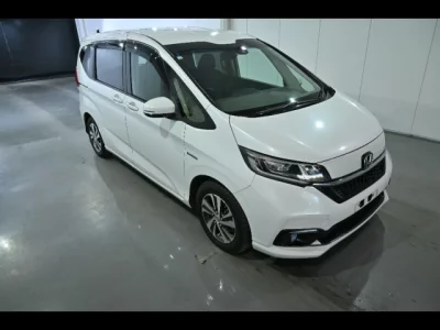 Honda FREED  с аукциона в Японии
