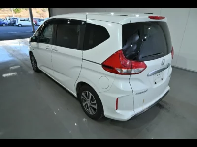 Honda FREED  с аукциона в Японии