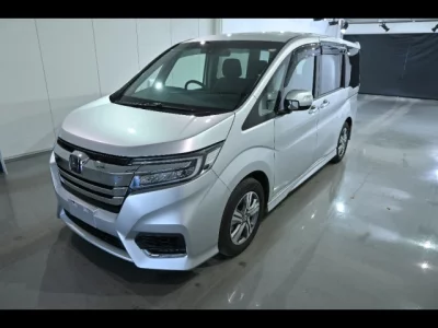 Honda STEP WAGON  с аукциона в Японии