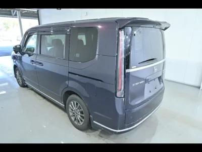Honda STEP WAGON  с аукциона в Японии