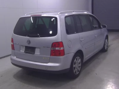 Volkswagen GOLF TOURAN