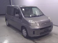 Honda MOBILIO лот № 19076 оценка 3  с аукциона в Японии 4