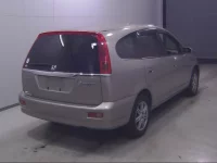 Honda STREAM лот № 19100 оценка 3.5  с аукциона в Японии 2