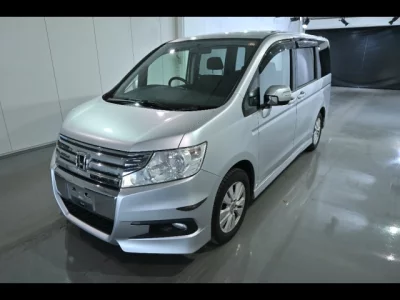 Honda STEP WAGON  с аукциона в Японии