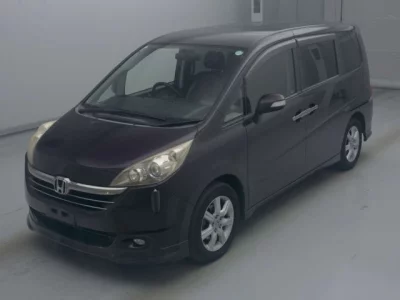 Honda STEP WAGON  с аукциона в Японии