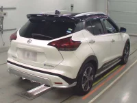 Nissan KICKS лот № 36005 оценка 5  с аукциона в Японии 1