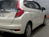 Honda FIT лот № 1005 оценка R  с аукциона в Японии 4