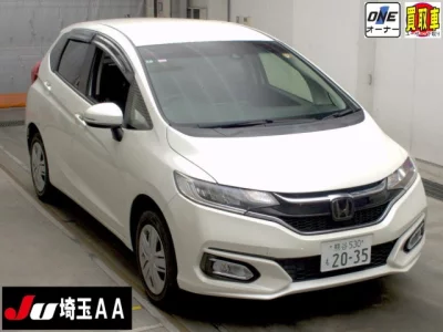 Honda FIT  с аукциона в Японии