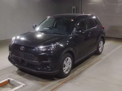 Toyota RAIZE  с аукциона в Японии