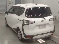 Toyota SIENTA лот № 33010 оценка 4  с аукциона в Японии 5