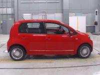 Volkswagen UP лот № 70017 оценка 4  с аукциона в Японии 2