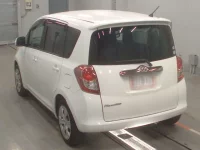 Toyota RACTIS лот № 10025 оценка 3.5  с аукциона в Японии 5