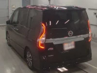 Nissan SERENA лот № 36015 оценка 4.5  с аукциона в Японии 5