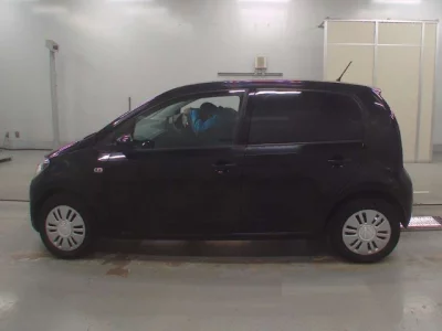 Volkswagen UP  с аукциона в Японии