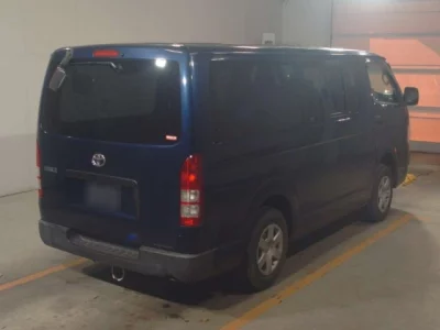 Toyota HIACE VAN  с аукциона в Японии