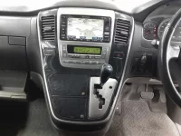 Toyota ALPHARD лот № 10046 оценка 4  с аукциона в Японии 8