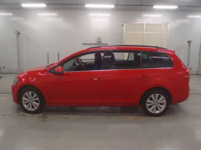 Volkswagen GOLF VARIANT