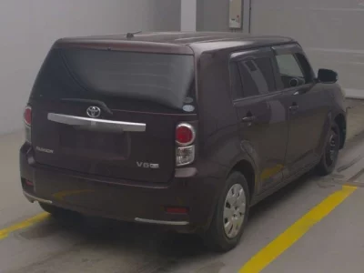 Toyota COROLLA RUMION  с аукциона в Японии