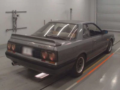 Nissan SKYLINE  с аукциона в Японии