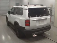 Toyota LAND CRUISER лот № 33035 оценка 6  с аукциона в Японии 5