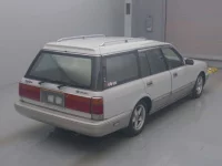 Toyota CROWN WAGON лот № 46 оценка 3.5  с аукциона в Японии 1