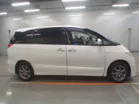Toyota ESTIMA лот № 10061 оценка RA  с аукциона в Японии 2