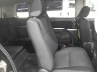 Toyota ISIS лот № 10070 оценка 3.5  с аукциона в Японии 9