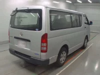 Toyota REGIUS ACE VAN лот № 33051 оценка 3  с аукциона в Японии 1
