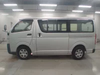 Toyota REGIUS ACE VAN лот № 33051 оценка 3  с аукциона в Японии 3