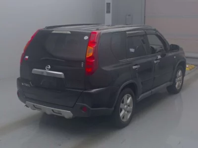Nissan X-TRAIL  с аукциона в Японии