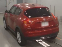 Nissan JUKE лот № 10081 оценка 3  с аукциона в Японии 5