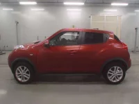 Nissan JUKE лот № 10081 оценка 3  с аукциона в Японии 3