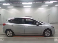 Subaru IMPREZA лот № 33057 оценка 4  с аукциона в Японии 2