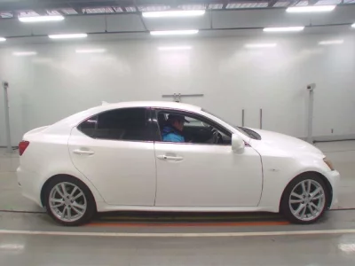 Lexus IS  с аукциона в Японии