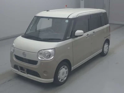 Daihatsu MOVE CANBUS  с аукциона в Японии