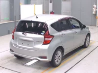 Nissan NOTE лот № 30001 оценка 3  с аукциона в Японии 1