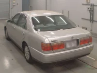 Toyota CROWN лот № 10177 оценка 4  с аукциона в Японии 5