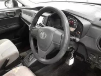 Toyota COROLLA AXIO лот № 36095 оценка 3.5  с аукциона в Японии 6